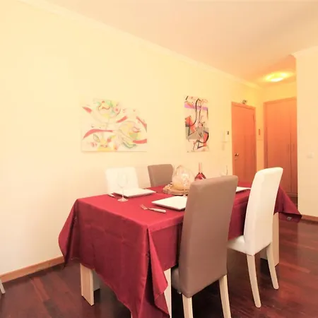 Apartment With Very Big Garden Near Beach Santa Cruz (Oeste)