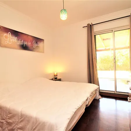 Apartment With Very Big Garden Near Beach *